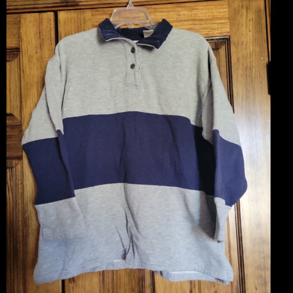 Womens size Medium Sweatshirt